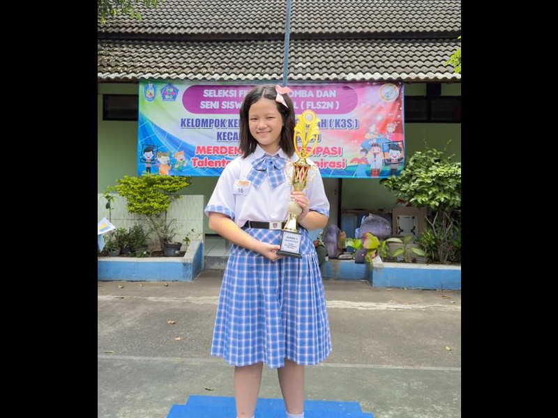 Juara 1 Lomba Menyanyi Solo FLS2N Tingkat Kecamatan Situbondo